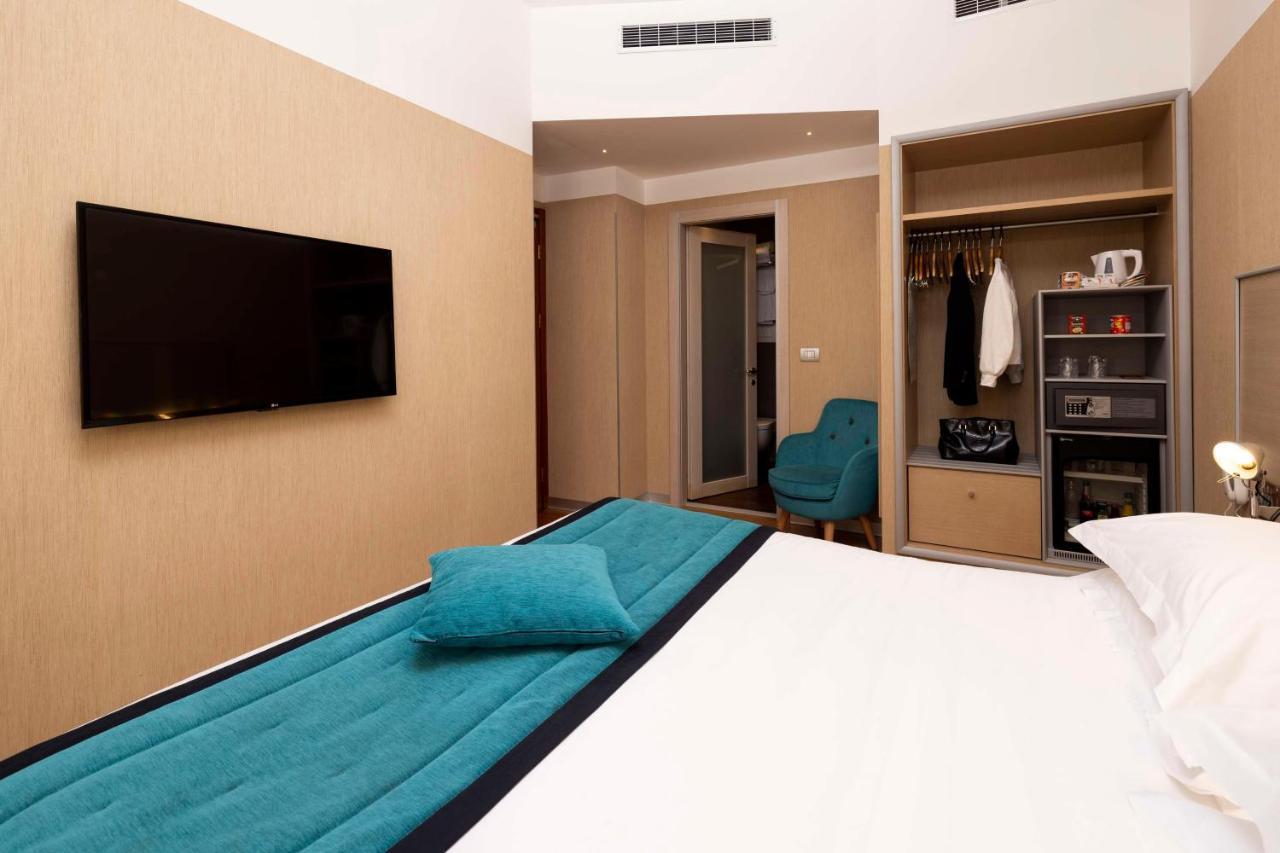 Best Western Plus City Hotel Генуя Екстер'єр фото